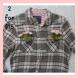 American Eagle Long-sleeve Plaid Button-down (gray, pink) [size 6]